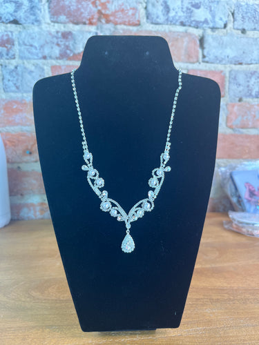 Pearl Silver Stone Teardrop Necklace