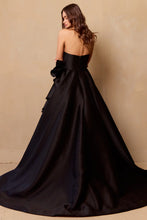 Load image into Gallery viewer, Adlarie Couture SU085