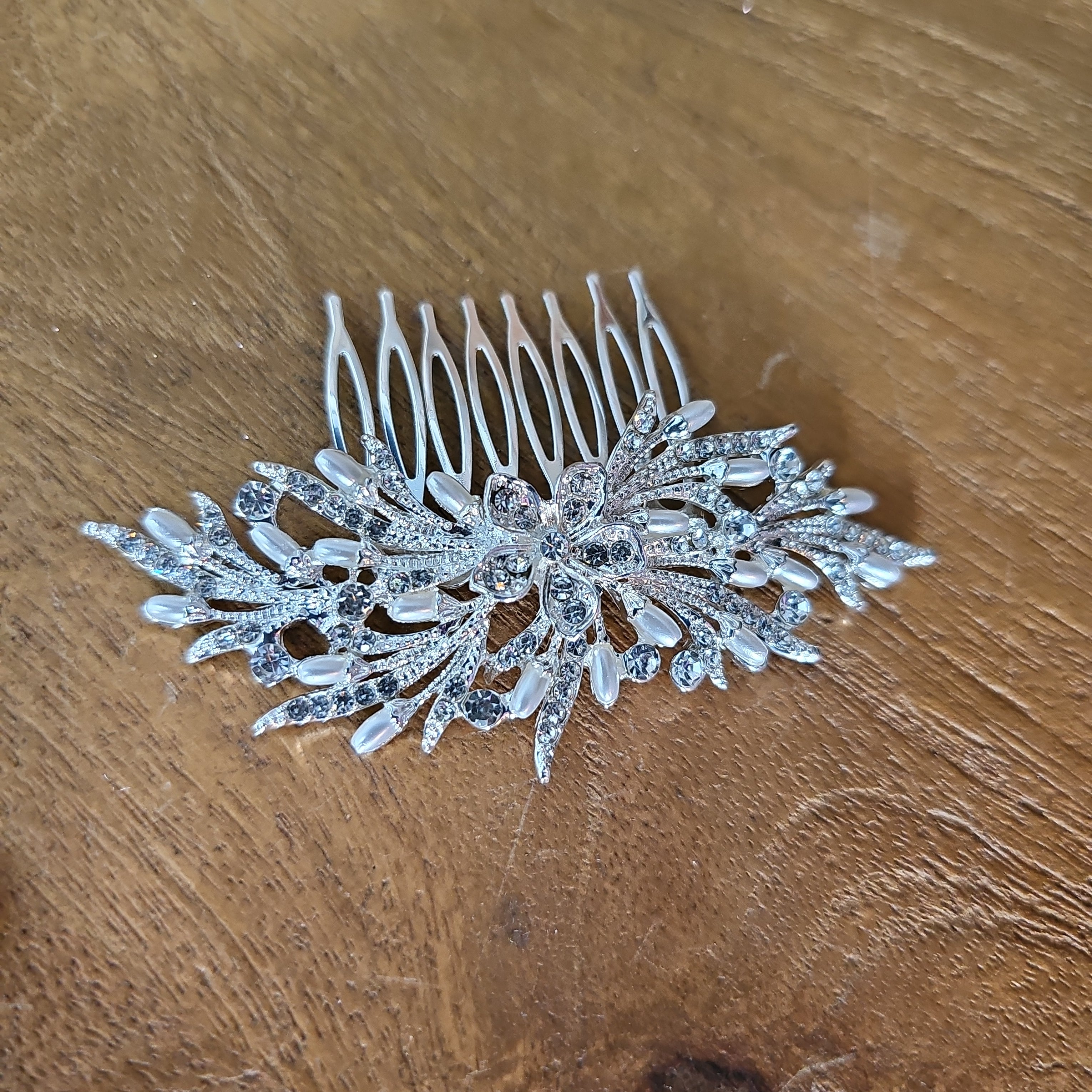 Rhinestone & Pearl Hair Comb