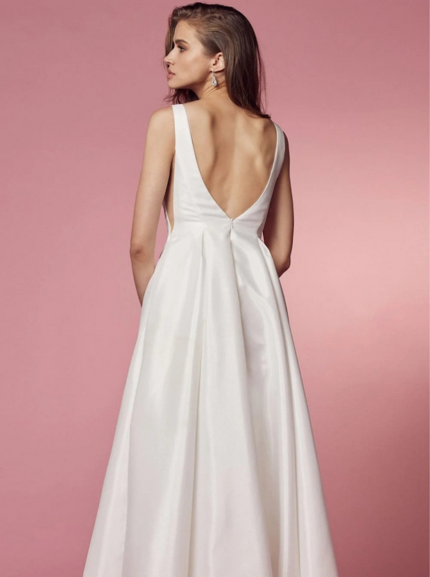 Orvella Gown