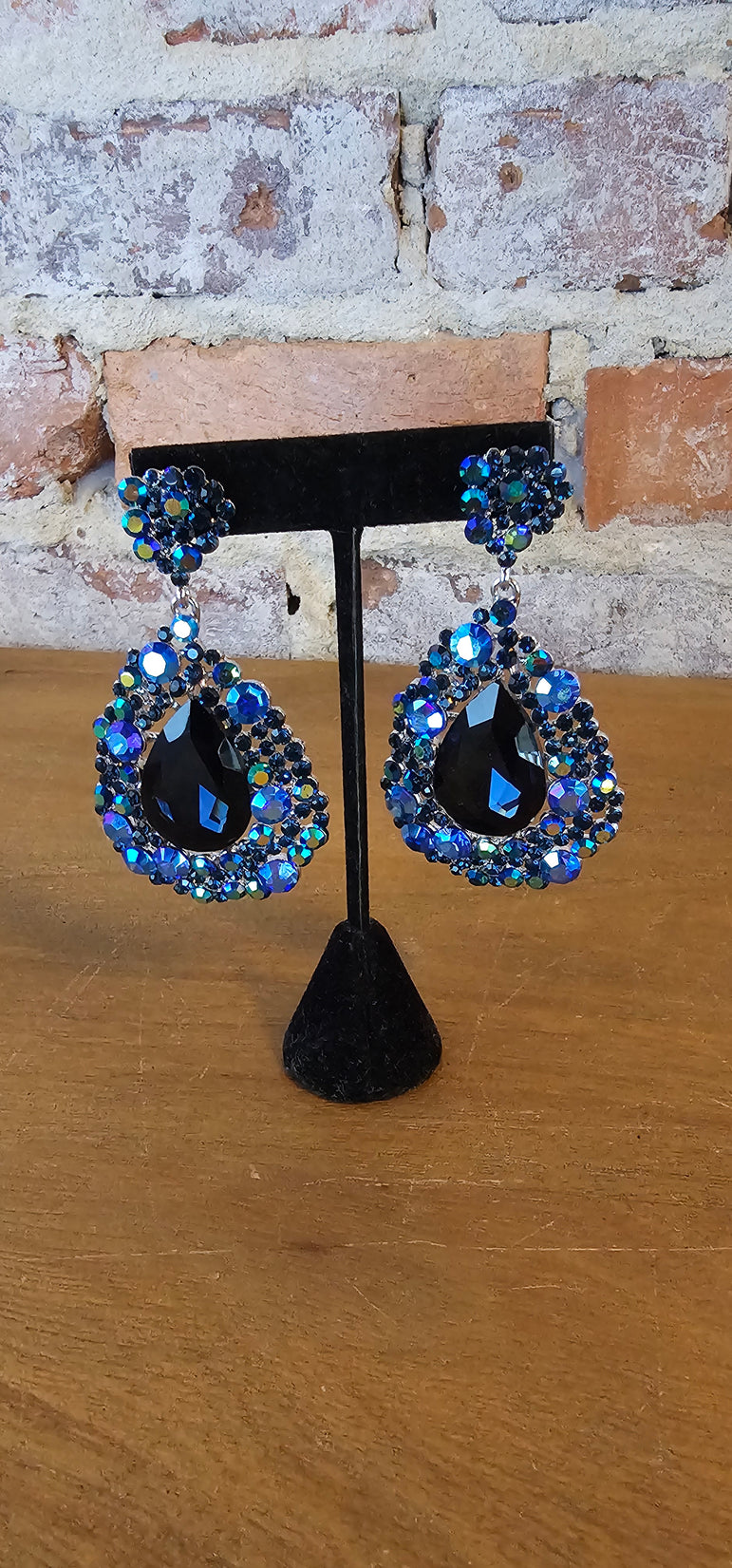 Teardrop Pageant Earrings
