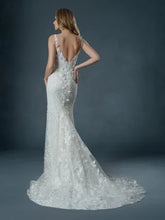 Load image into Gallery viewer, Kahlia Gown