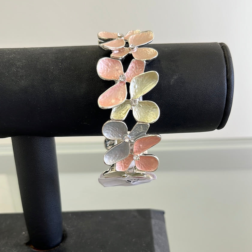 Multi-colored flower bracelet