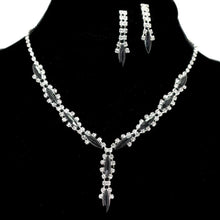Load image into Gallery viewer, Marquise Rhinestone Earrings