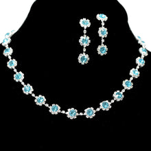 Load image into Gallery viewer, Round Rhinestone Accent Earrings