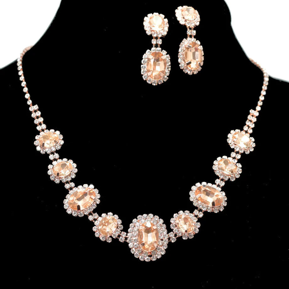 Oval Rhinestone Necklace