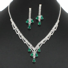 Load image into Gallery viewer, Teardrop Crystal Rhinestone Earrings.