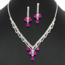 Load image into Gallery viewer, Teardrop Crystal Rhinestone Earrings.