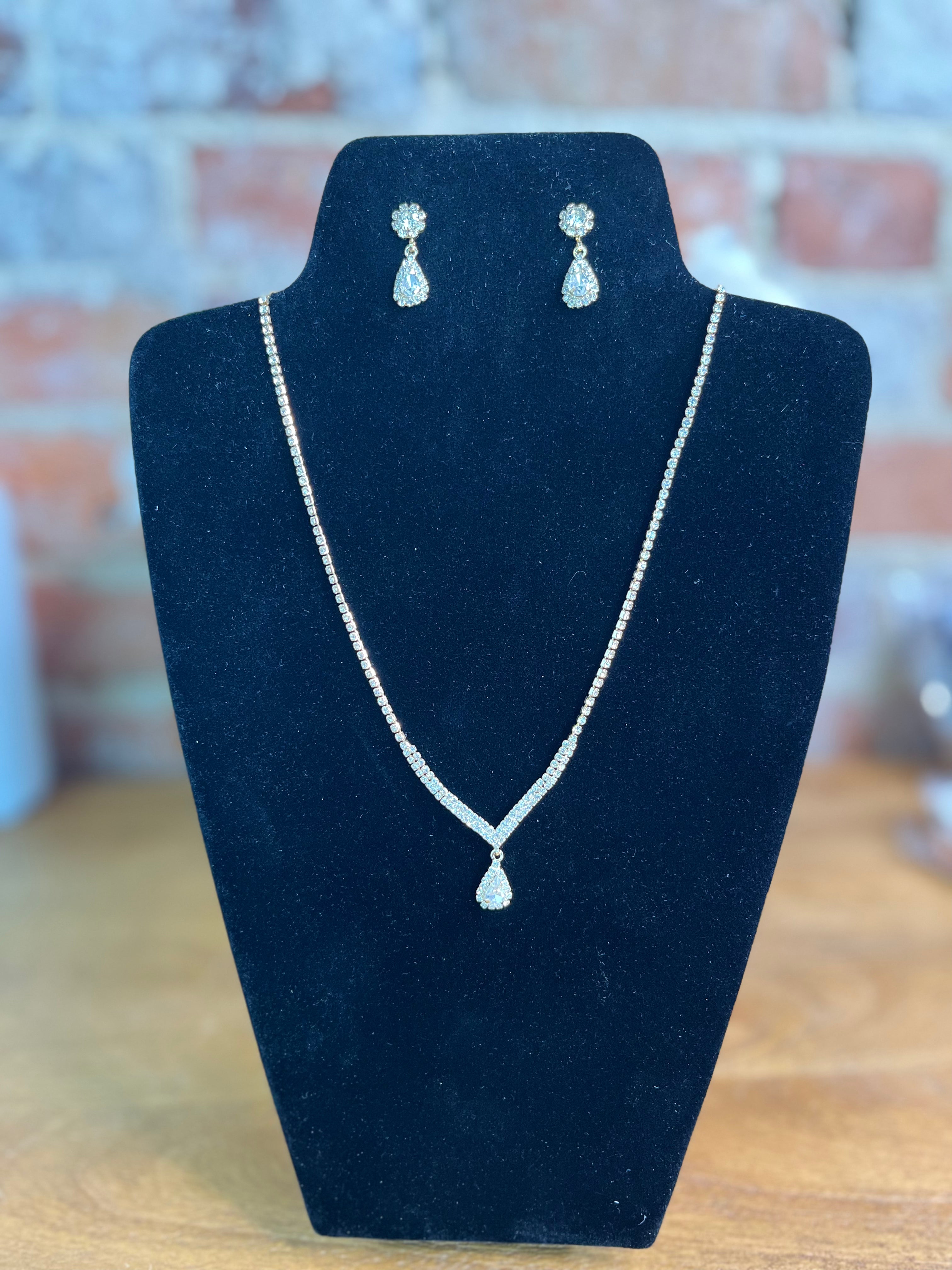 Gold Pendant Necklace & Earring Set