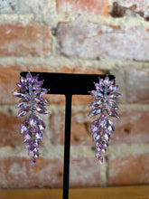 Load image into Gallery viewer, Angelic Dangle Earrings