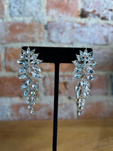 Load image into Gallery viewer, Angelic Dangle Earrings