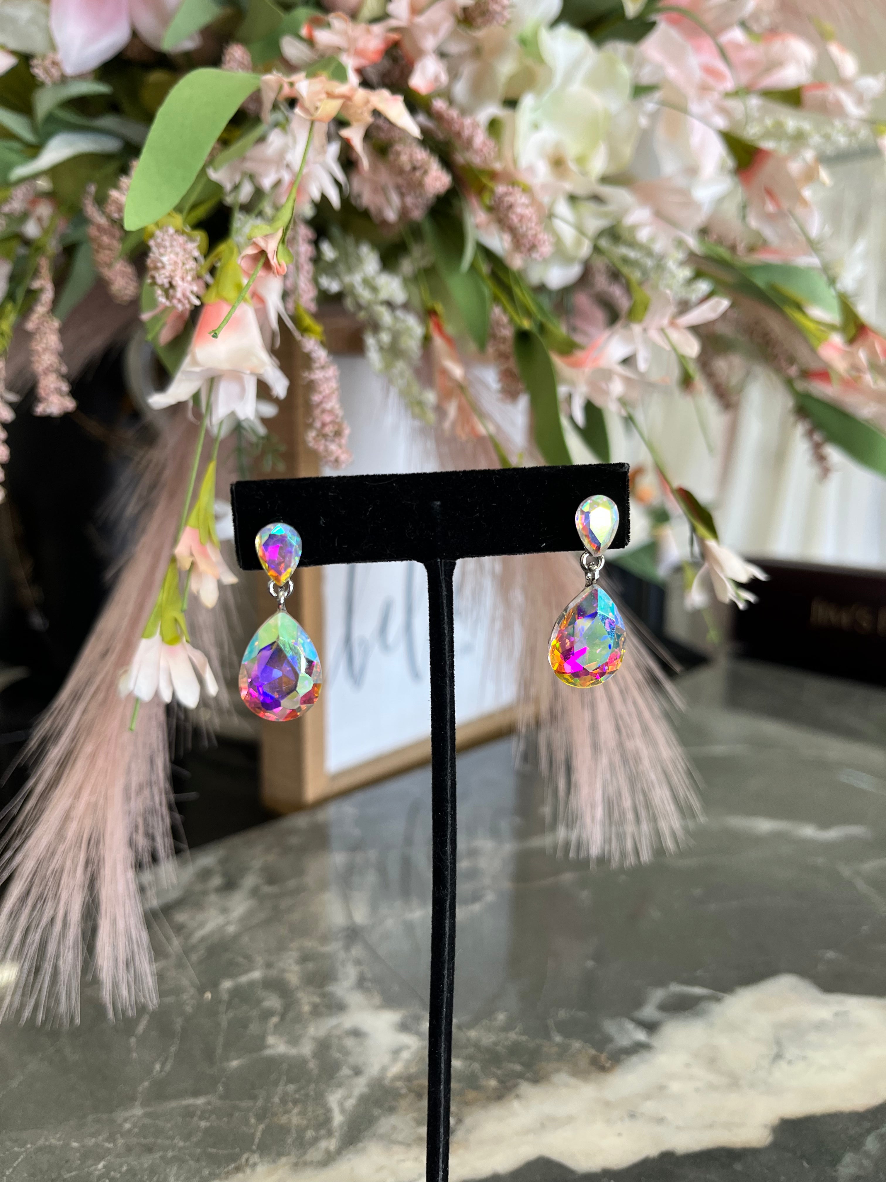 Teardrop Rhinestone Dangle Earring