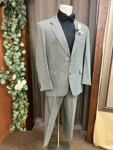 Gray Suit with Jacket and Pants Modern Fit 44 R 34-36 waist