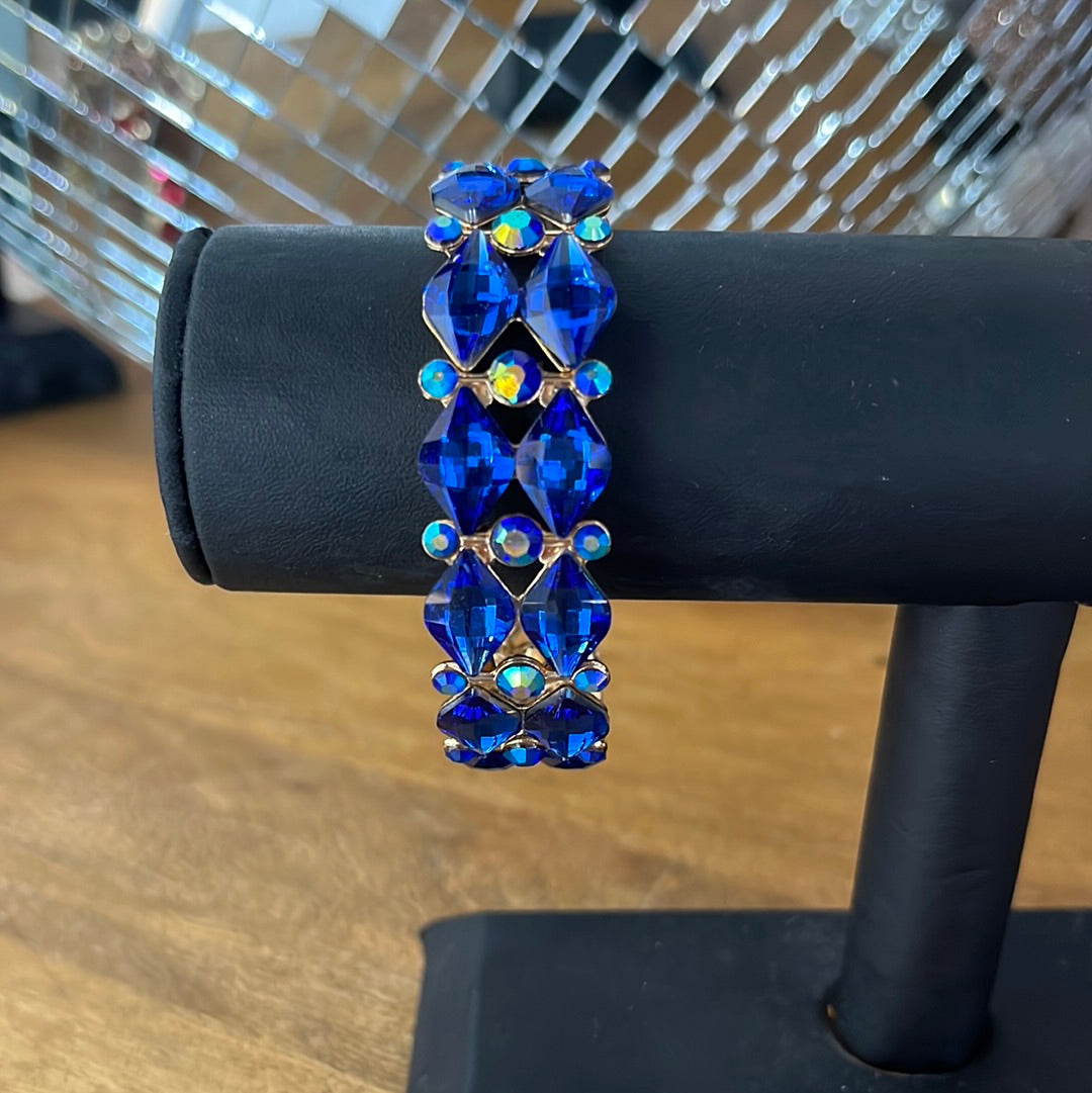Deep Blue Diamond Shaped Bracelet