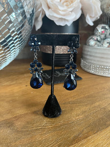 Clip-On Long Deep Blue Earrings With Silver Back