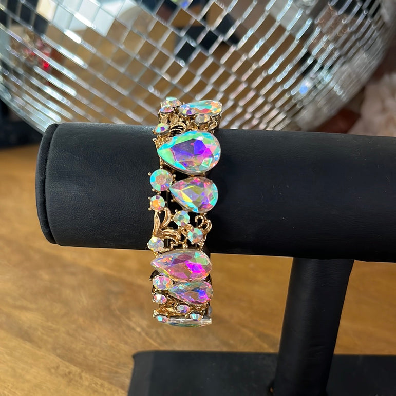Teardrop AB Stone Bracelet