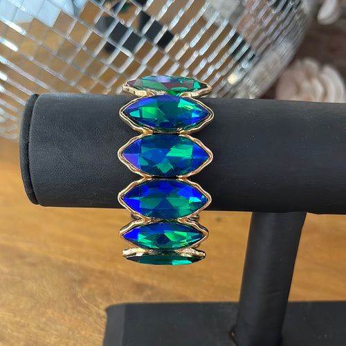 Oval Blue/Green Shift Bracelet