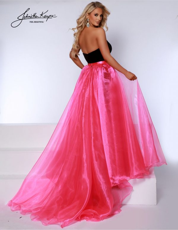 Johnathan Kayne OVERSKIRT1