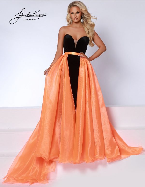 Johnathan Kayne OVERSKIRT1